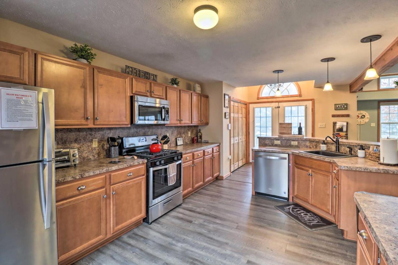 Family Home With Hot Tub, Close To Lake And Hiking! Albrightsville Екстериор снимка